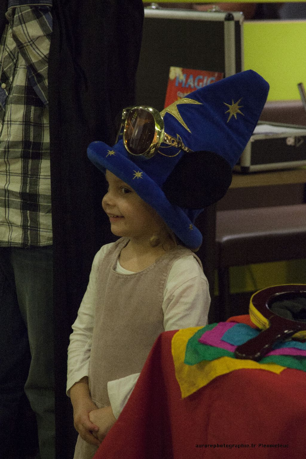Spectacle de magie - magicien enfants - spectacle McDo - Magie Magicien -13